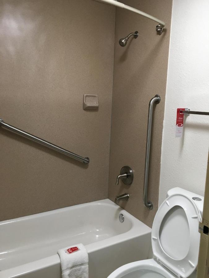 Econo Lodge Marion I-81 Buitenkant foto