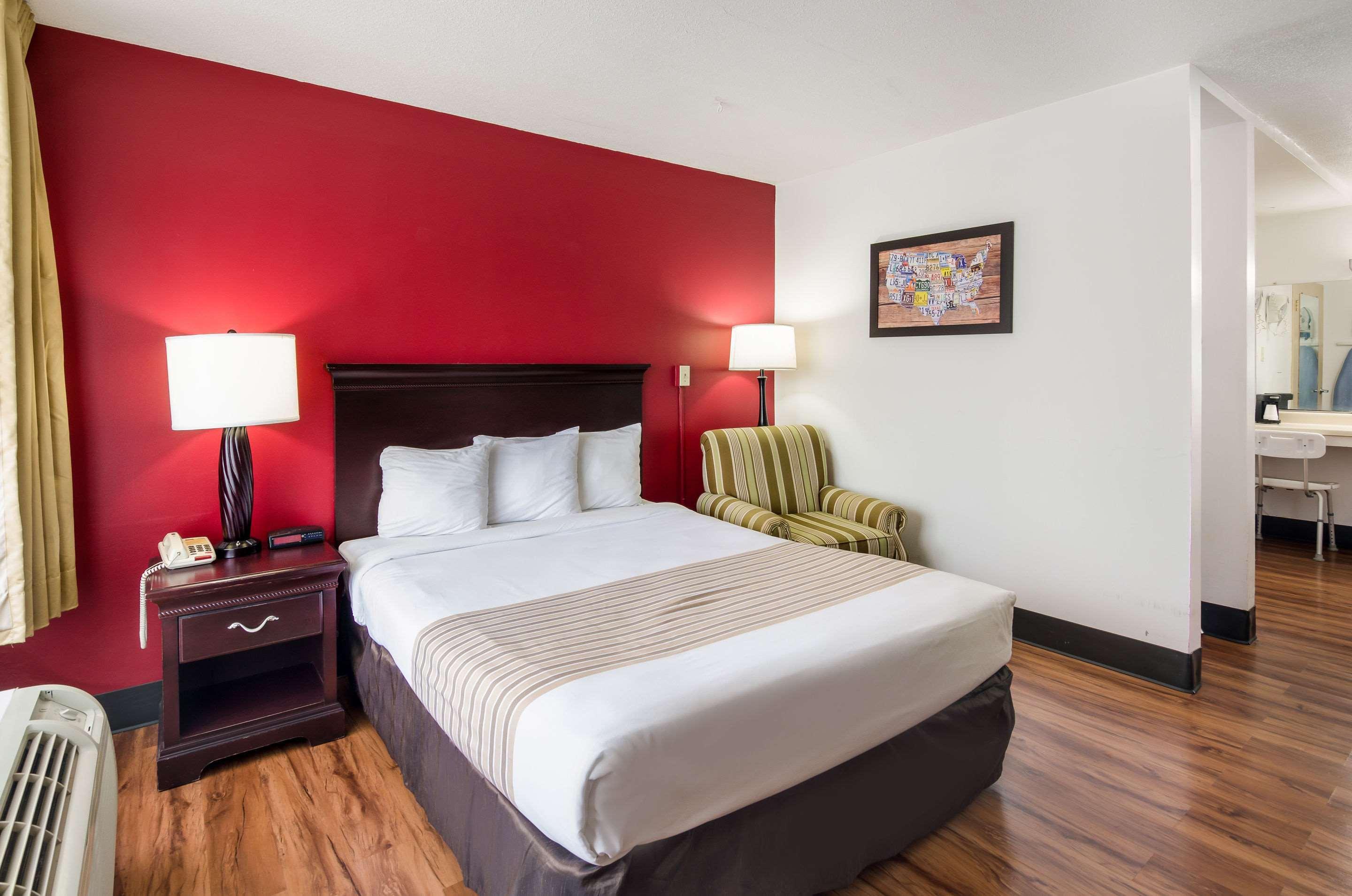 Econo Lodge Marion I-81 Buitenkant foto