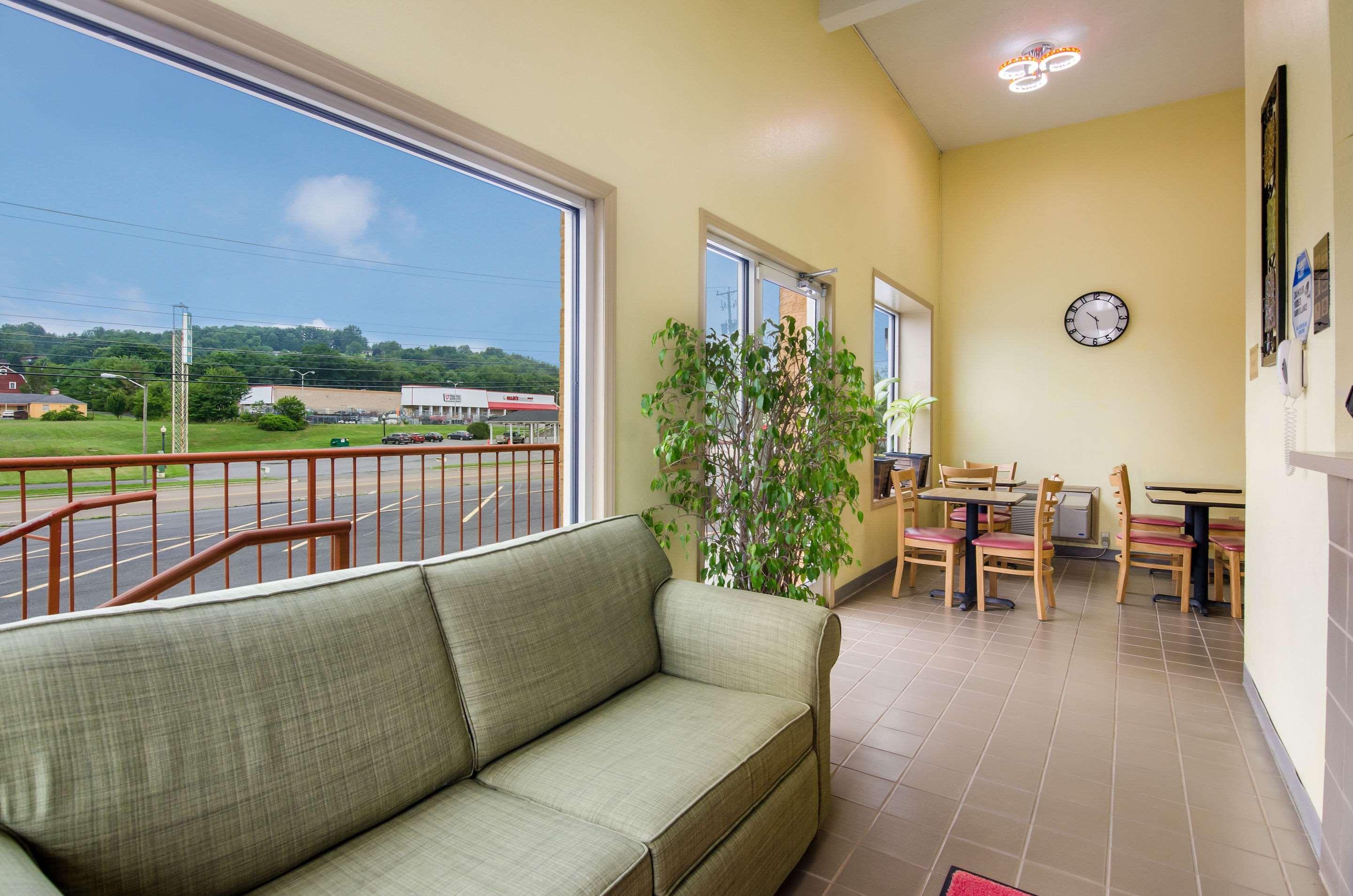 Econo Lodge Marion I-81 Buitenkant foto