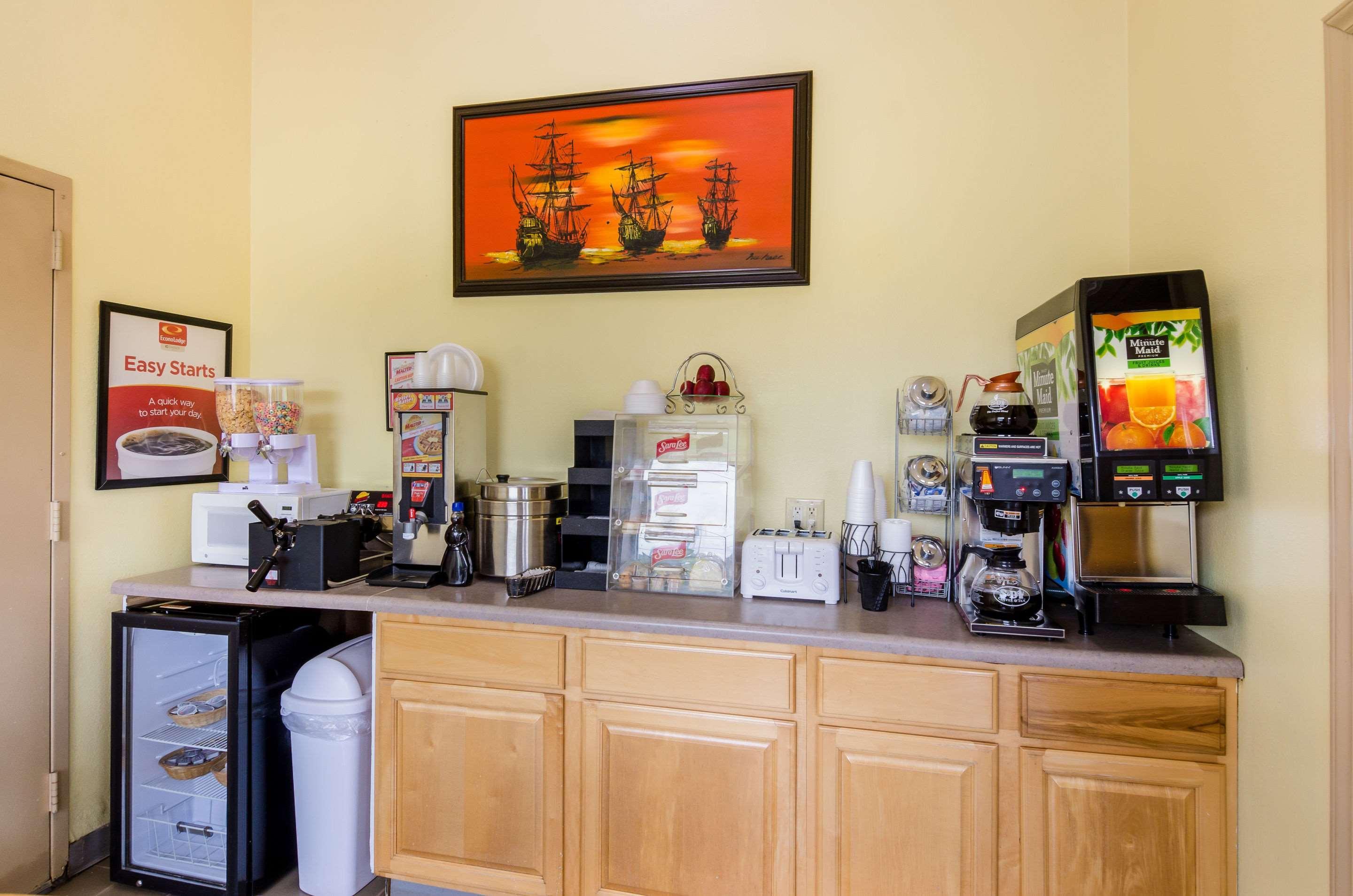 Econo Lodge Marion I-81 Buitenkant foto