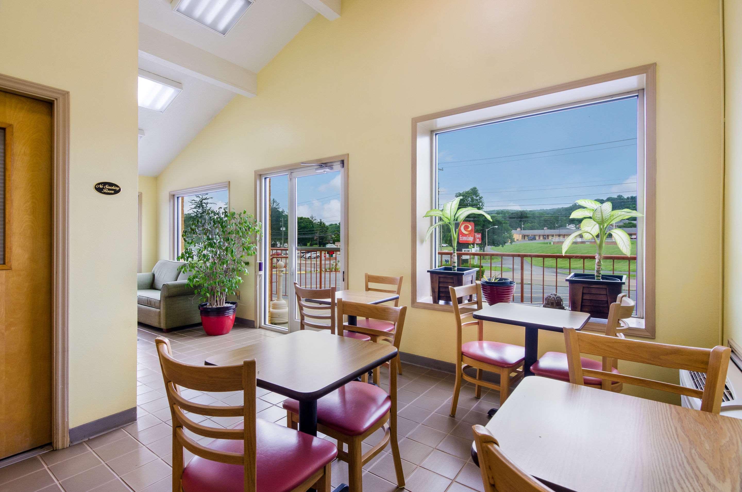 Econo Lodge Marion I-81 Buitenkant foto
