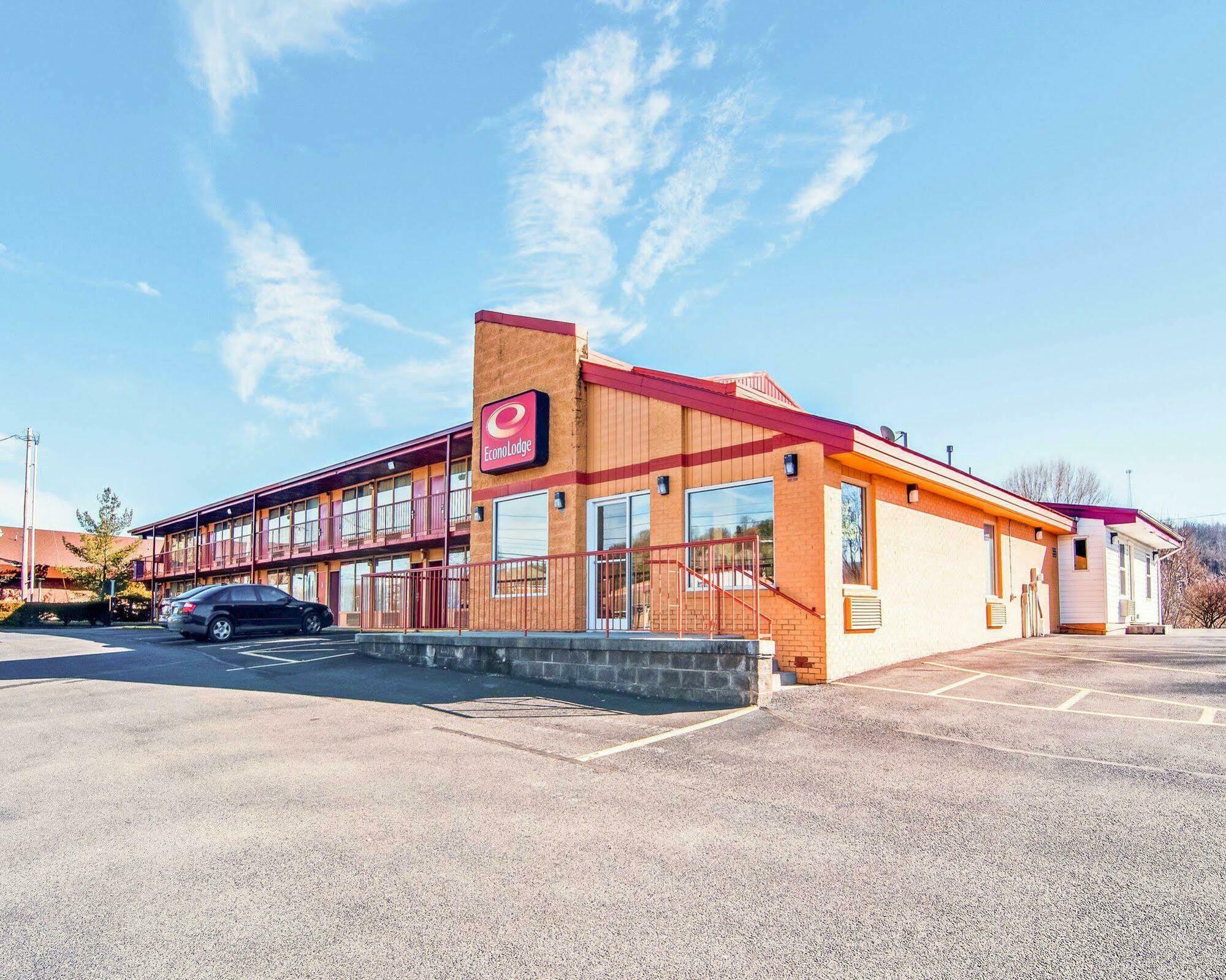 Econo Lodge Marion I-81 Buitenkant foto
